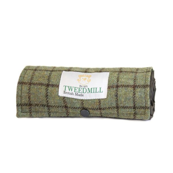 Walker Companion Picnic Blanket Tweedmill Waterproof Camping Blankets - Image 4