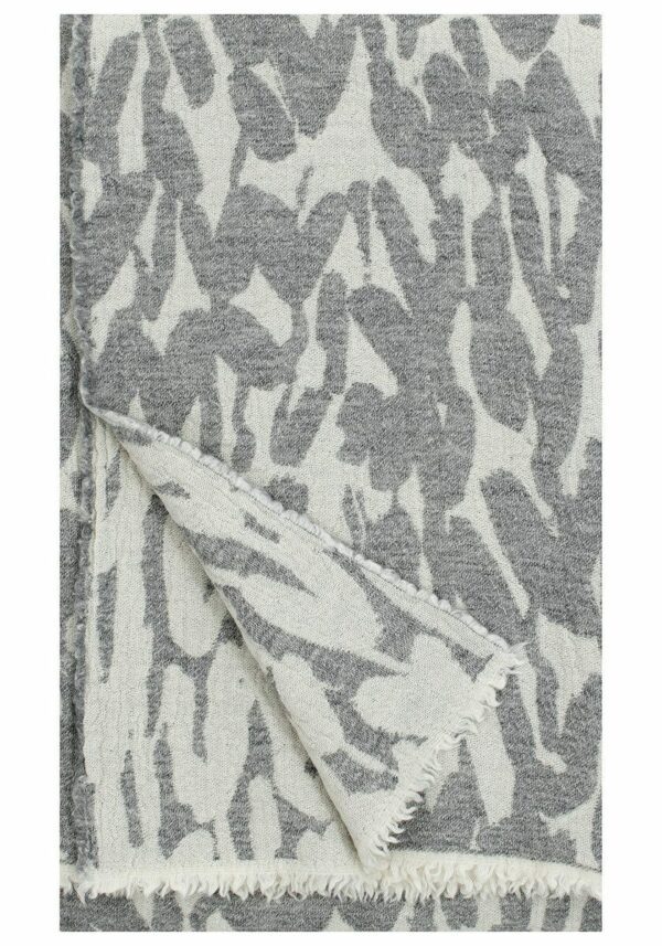 Jakala Merino Wool Blanket - Lapuan Kankurit Bed Throws - Image 3